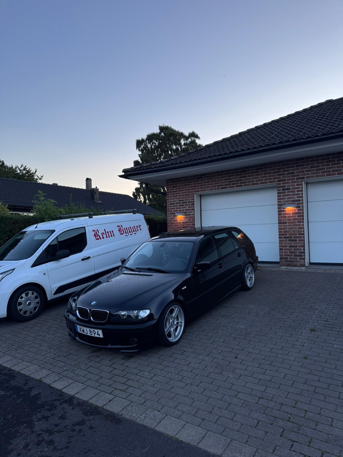 BMW 330d 2003, bild 2/8