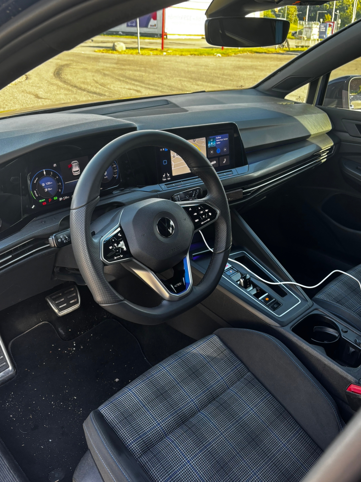 Volkswagen Golf GTE 2021, bild 4/4