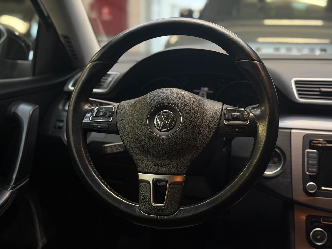 Volkswagen Passat 2.0 TDI 2012, bild 9/10