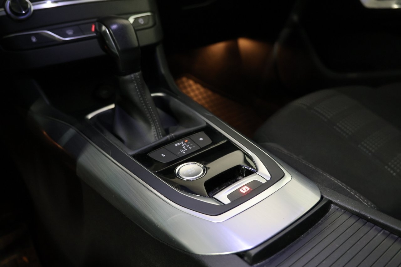 Peugeot 308 PureTech 130 Allure 2015, photo 10/10