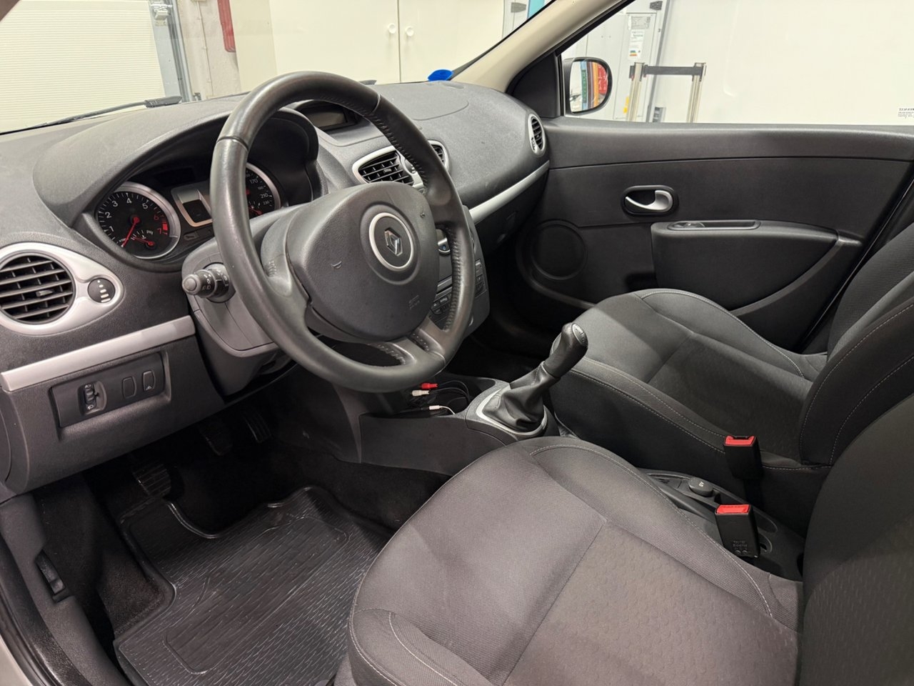 Renault Clio 2010, bild 6/10
