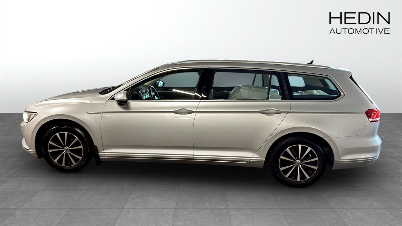 Volkswagen Passat 2018, bild 6/10
