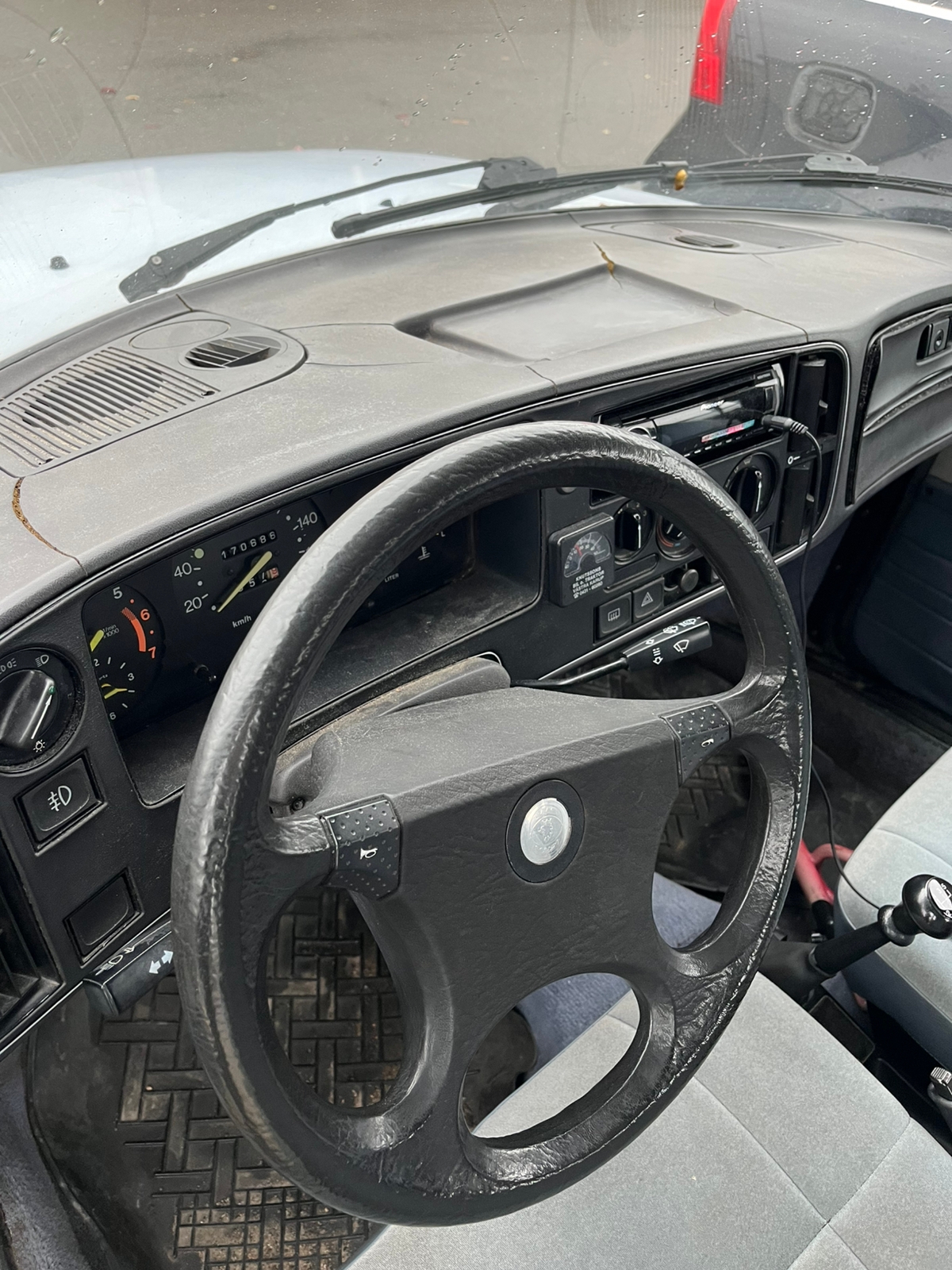 Saab 900 1986, bild 6/9