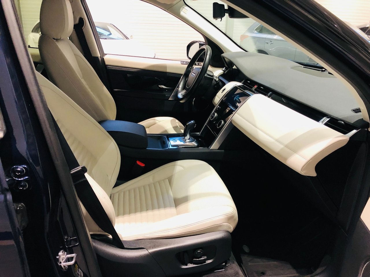 Land Rover Discovery Sport D180 2020, bild 5/10
