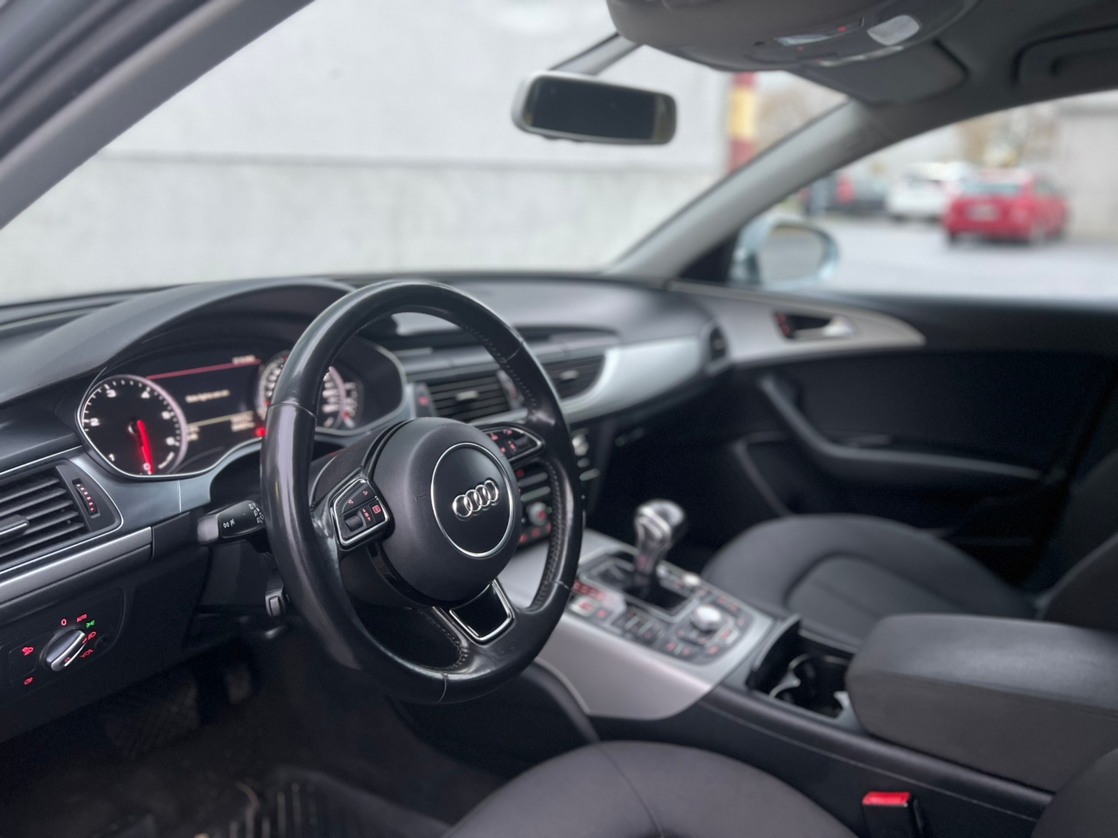 Audi A6 2.0 TDI 2012, bild 6/10