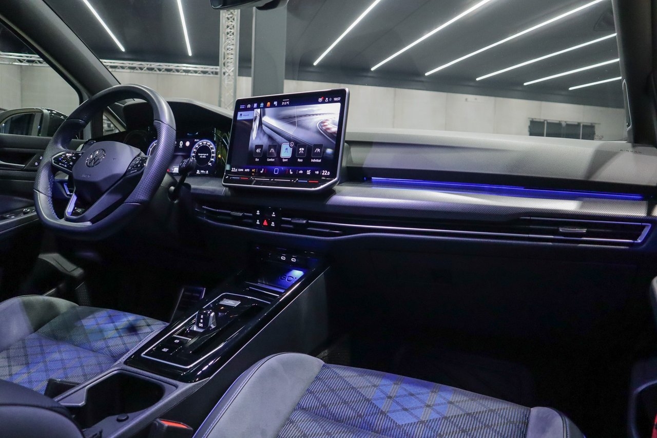Volkswagen Golf R Style 2025, bild 7/10