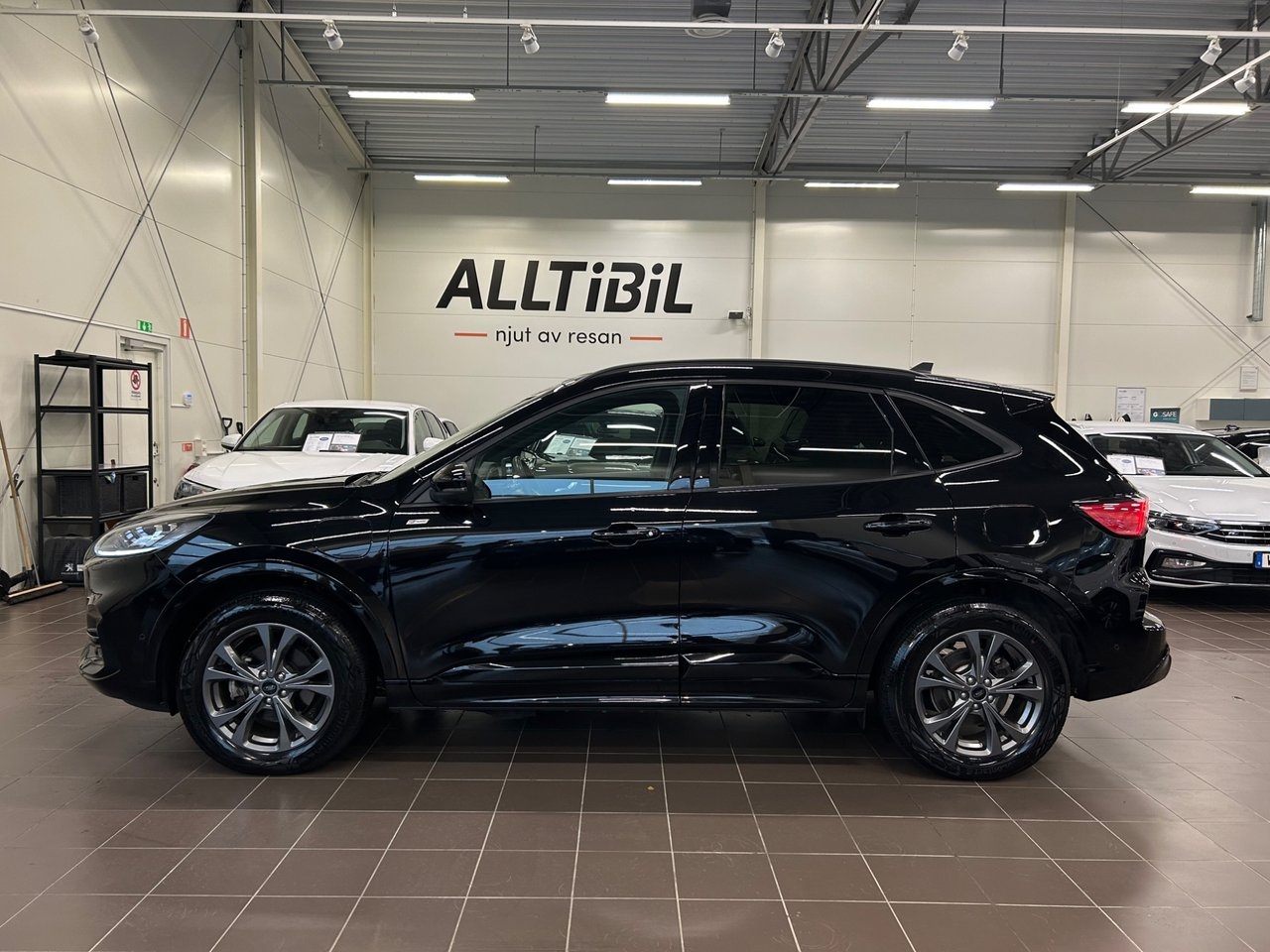 Ford Kuga 2.5 Plugin-Hybrid 2023, bild 4/10