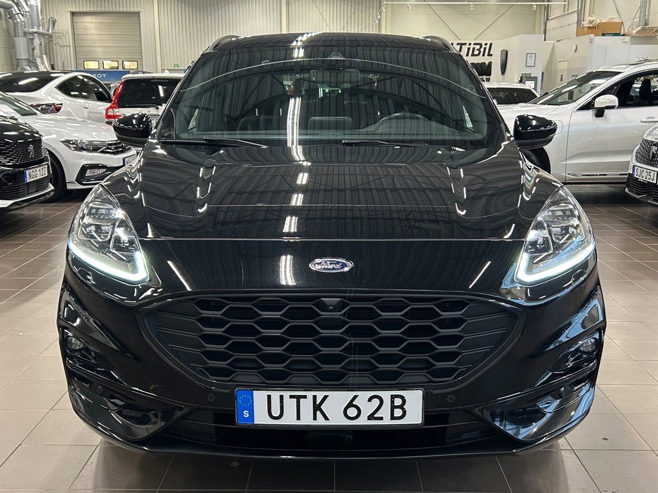 Ford Kuga 2.5 Plugin-Hybrid 2023, kuva 10/10