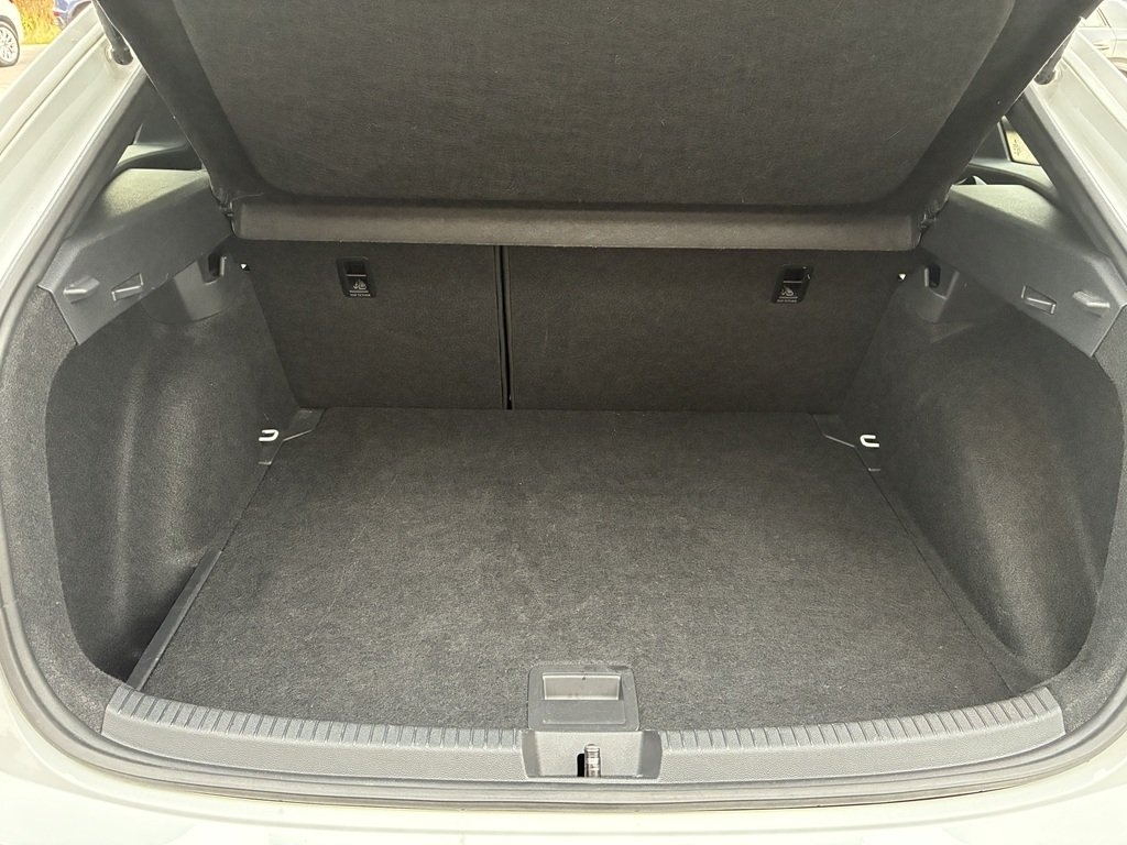 Volkswagen Taigo 1.0 TSI 2024, bild 4/9