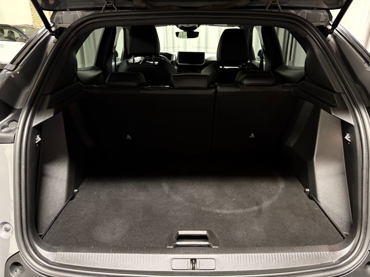 Peugeot 2008 1.2 PureTech 130 GT 2023, bild 5/10