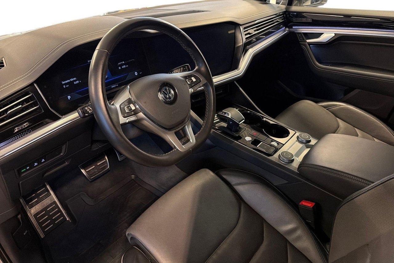 Volkswagen Touareg 3.0 V6 TDI SCR R-Line 2019, bild 10/10