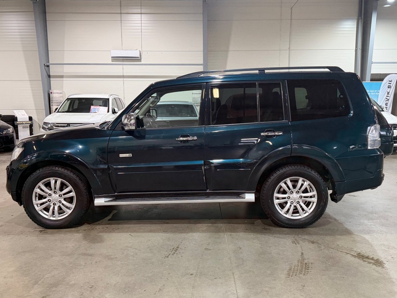 Mitsubishi Pajero 2014, bild 7/10