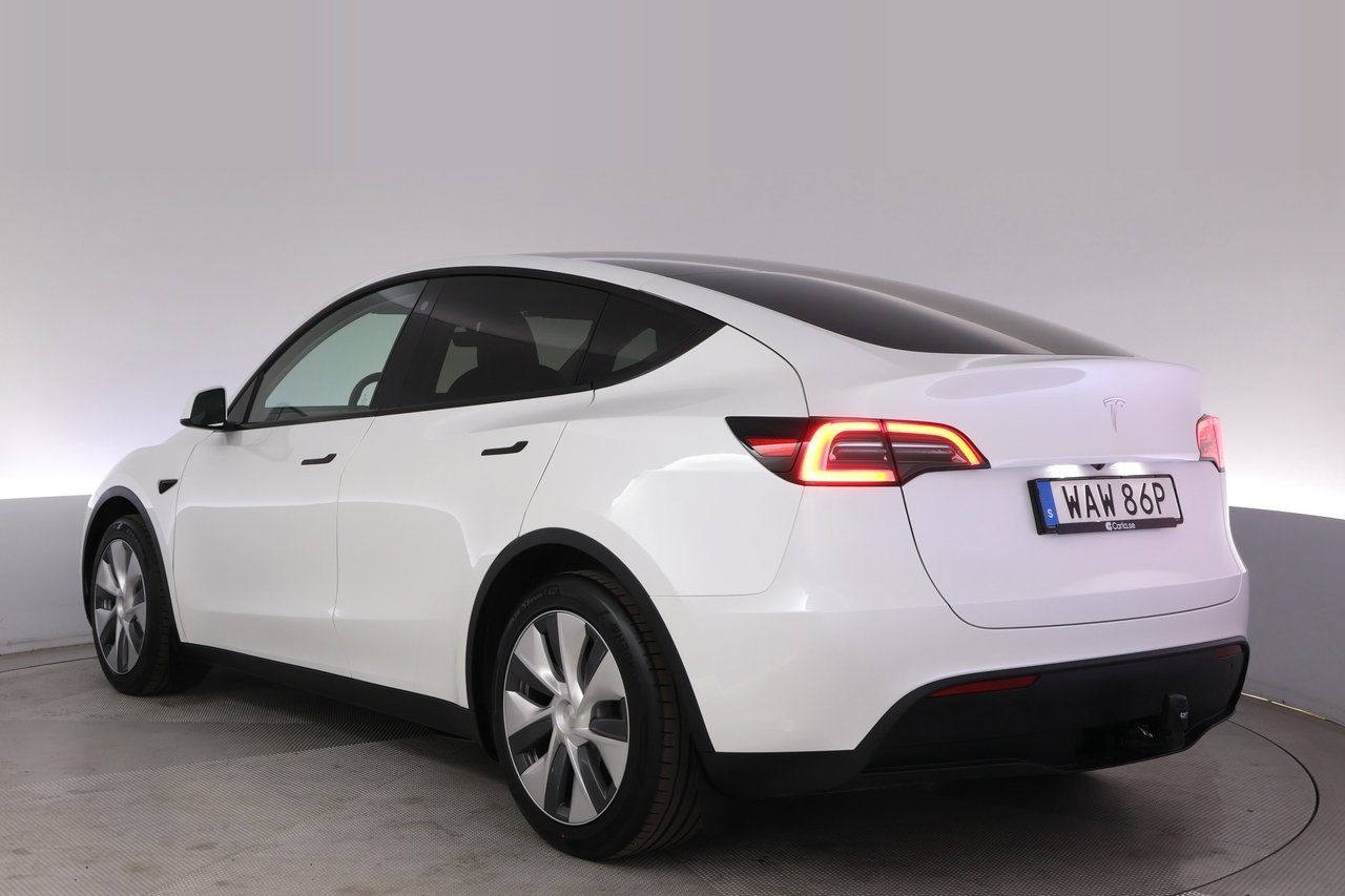 Tesla Model Y 2023, bild 4/10
