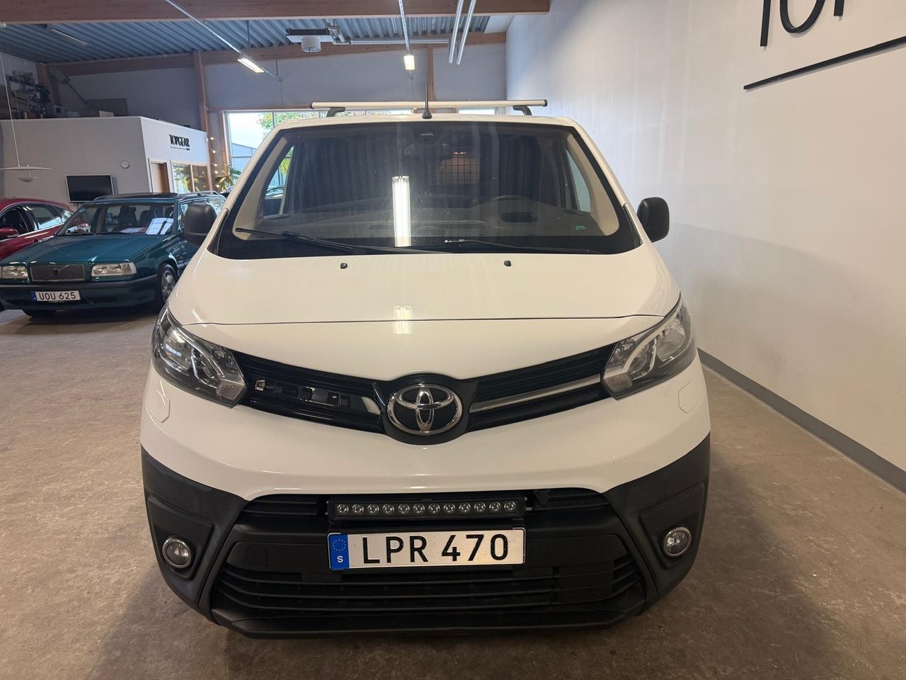 Toyota Proace 1.6 D-4D 2017, bild 2/10