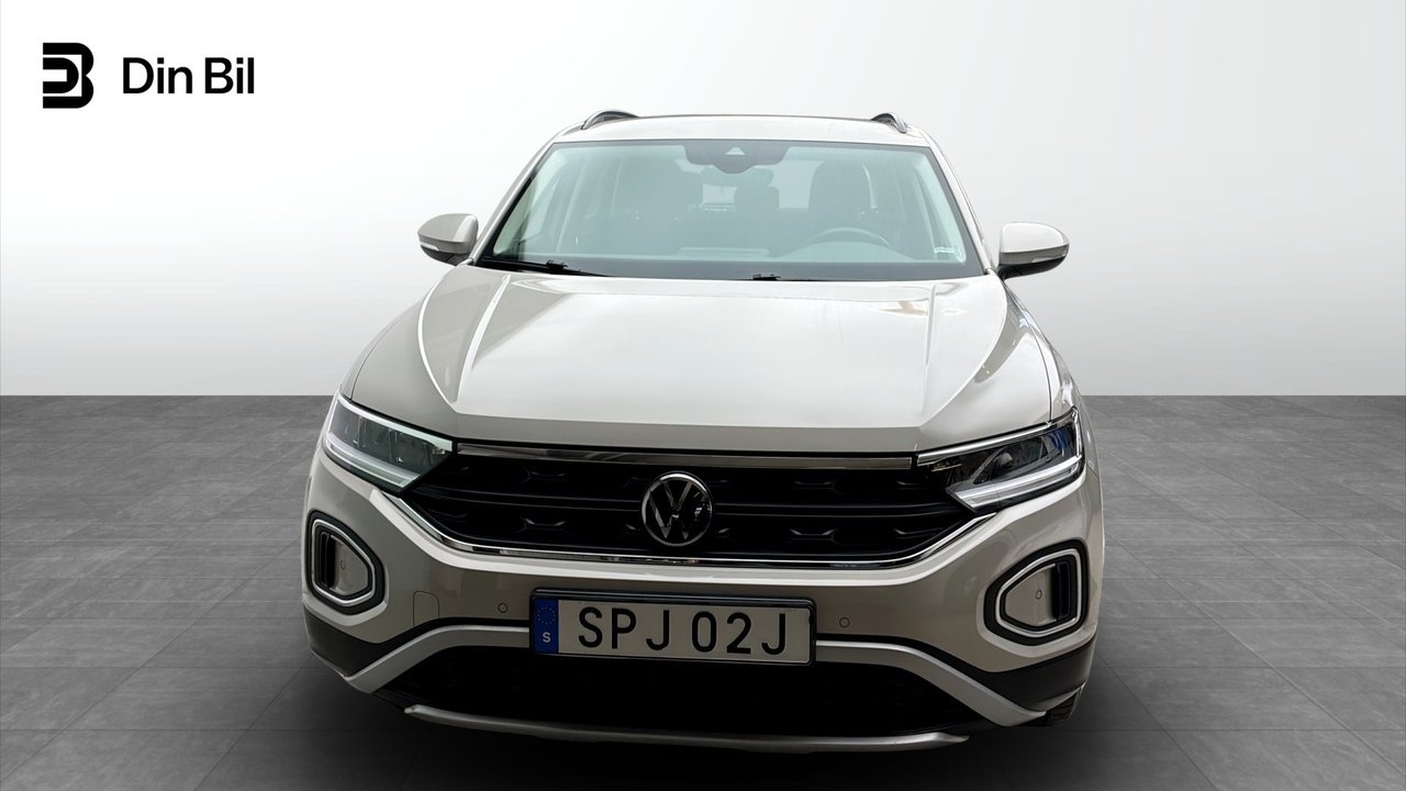 Volkswagen T-Roc 1.0 TSI 2023, bild 4/10