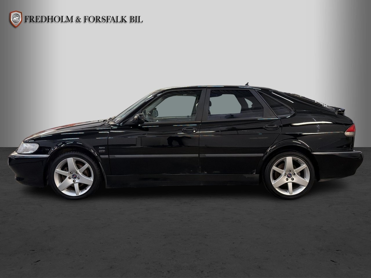 Saab 9-3 2.0 Turbo Aero 2002, bild 2/10