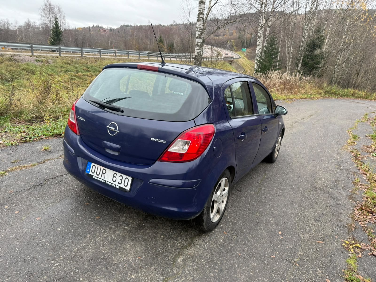 Opel Corsa 2009, bild 4/5