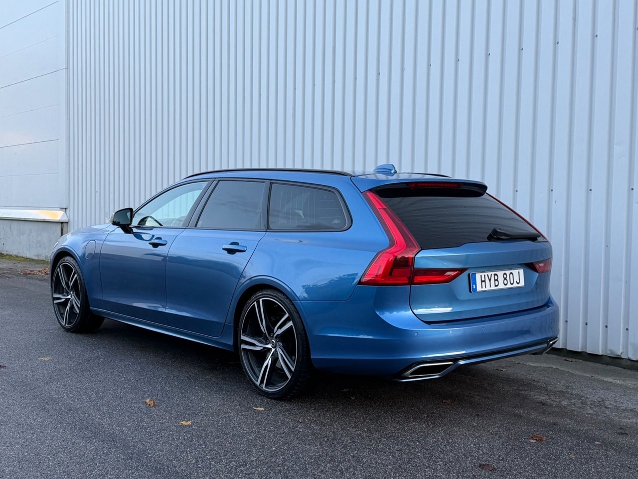 Volvo V90 T8 R Design 2020, bild 4/10