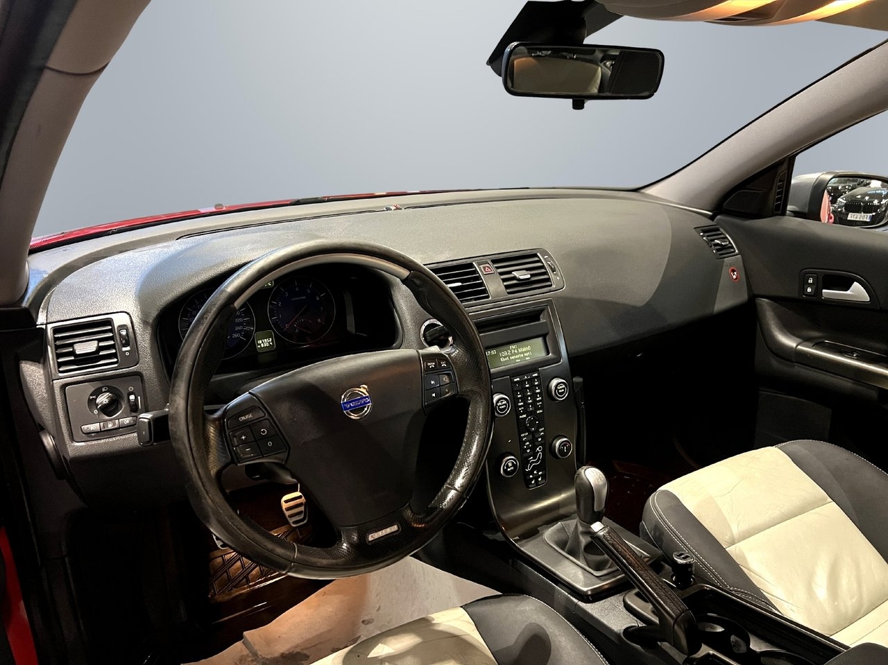 Volvo C30 1.8 Momentum 2008, bild 7/8