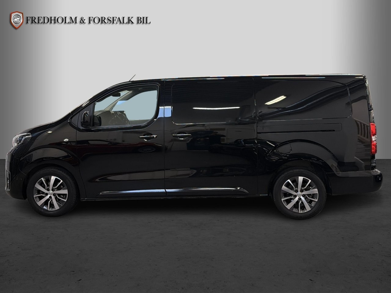 Toyota Proace 2.0 D-4D 2022, bild 2/10
