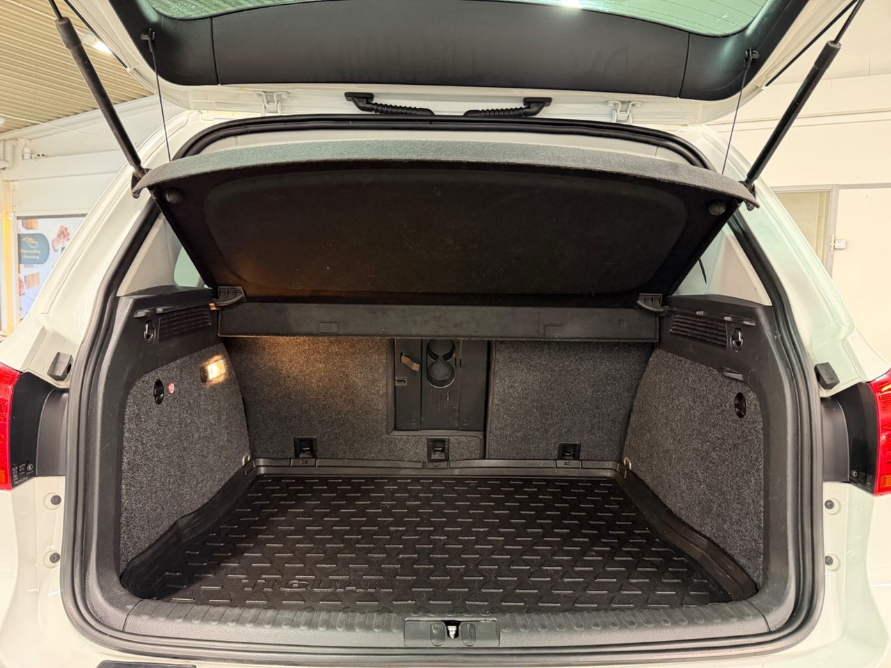 Volkswagen Tiguan 2.0 TDI Sport & Style 2014, bild 5/10