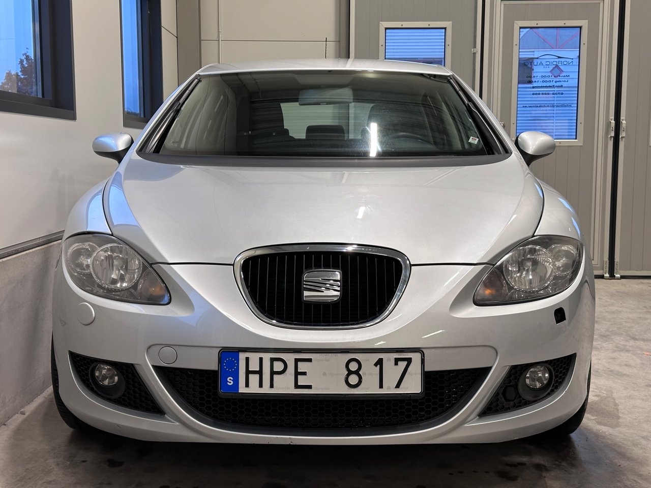 Seat Leon 1.6 Style 2009, bild 2/10