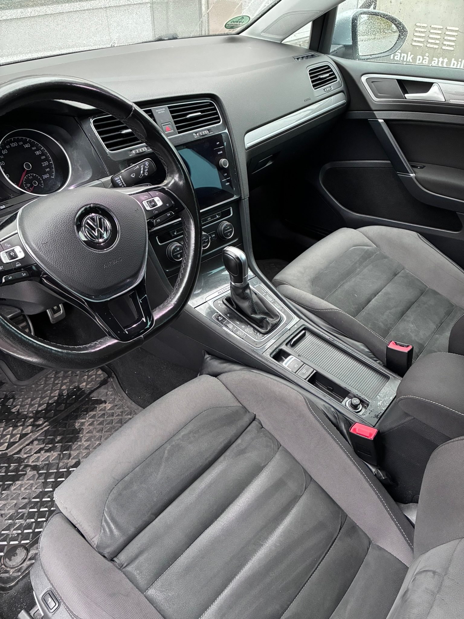 Volkswagen Golf Alltrack 1.8 TSI 2018, bild 6/10