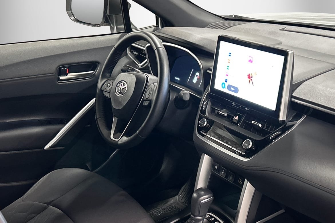 Toyota Corolla Cross 2.0 Hybrid Style 2023, bild 4/10