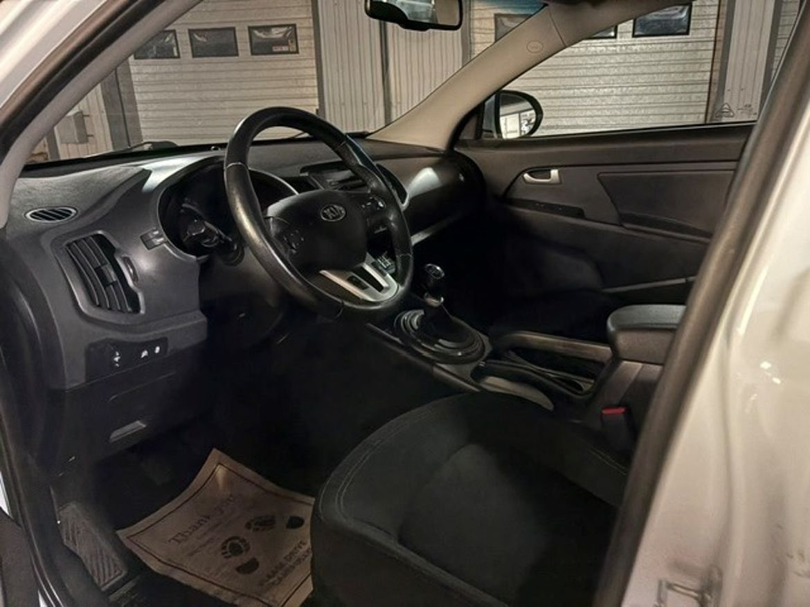Kia Sportage 1.7 CRDi 2013, bild 5/7