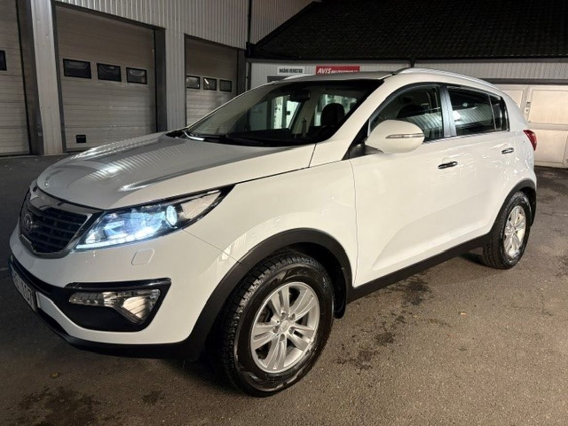 Kia Sportage 1.7 CRDi 2013, bild 2/7