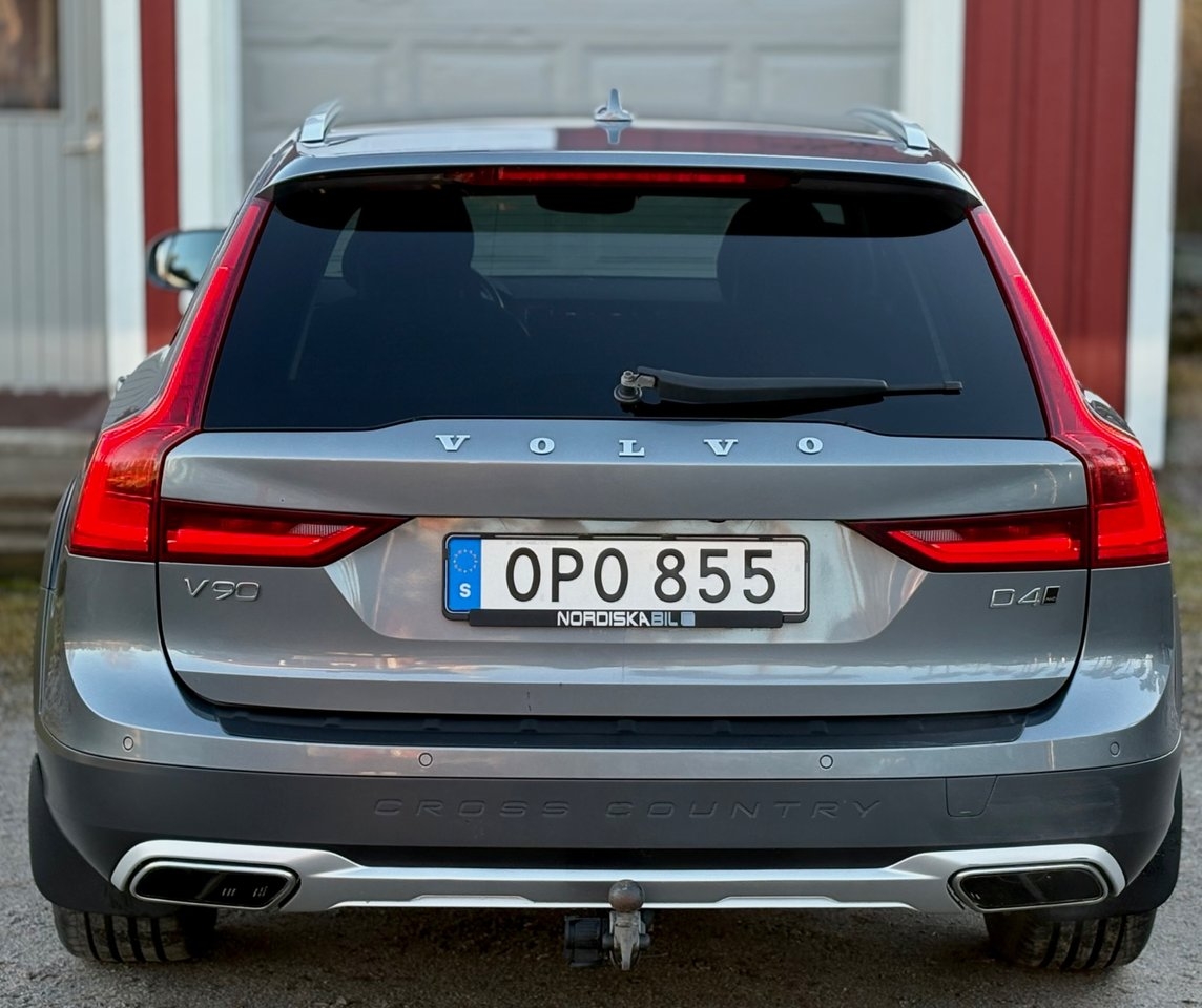 Volvo V90 Cross Country D4 Pro 2018, bild 4/10