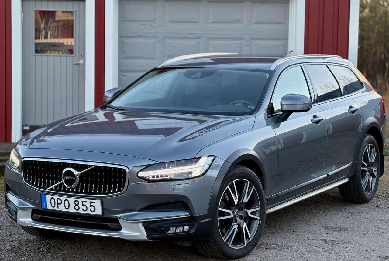 Volvo V90 Cross Country D4