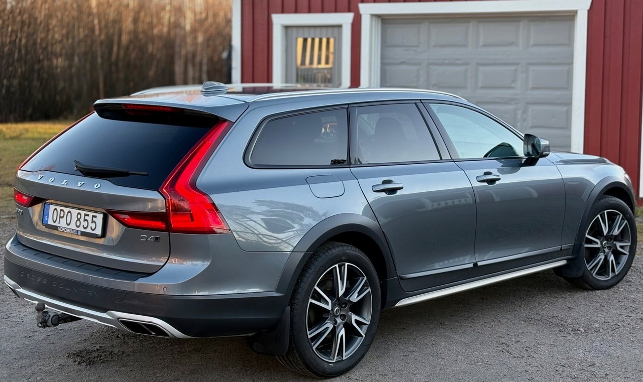 Volvo V90 Cross Country D4 Pro 2018, bild 6/10