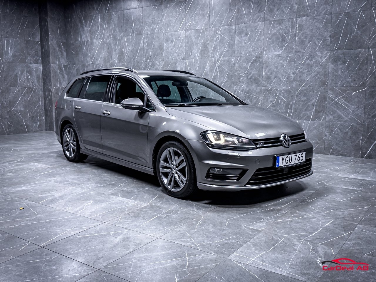 Volkswagen Golf 1.4 TSI R-Line 2017, kuva 9/10