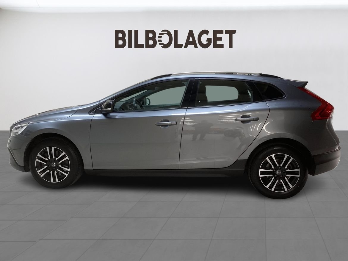 Volvo V40 Cross Country D3 2017, bild 2/10