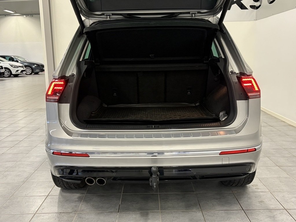 Volkswagen Tiguan 2.0 TDI SCR R-Line 2020, bild 5/10