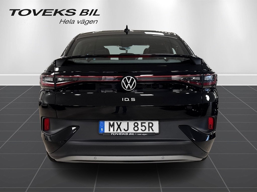 Volkswagen ID.5 Pro Performance 2023, bild 2/10