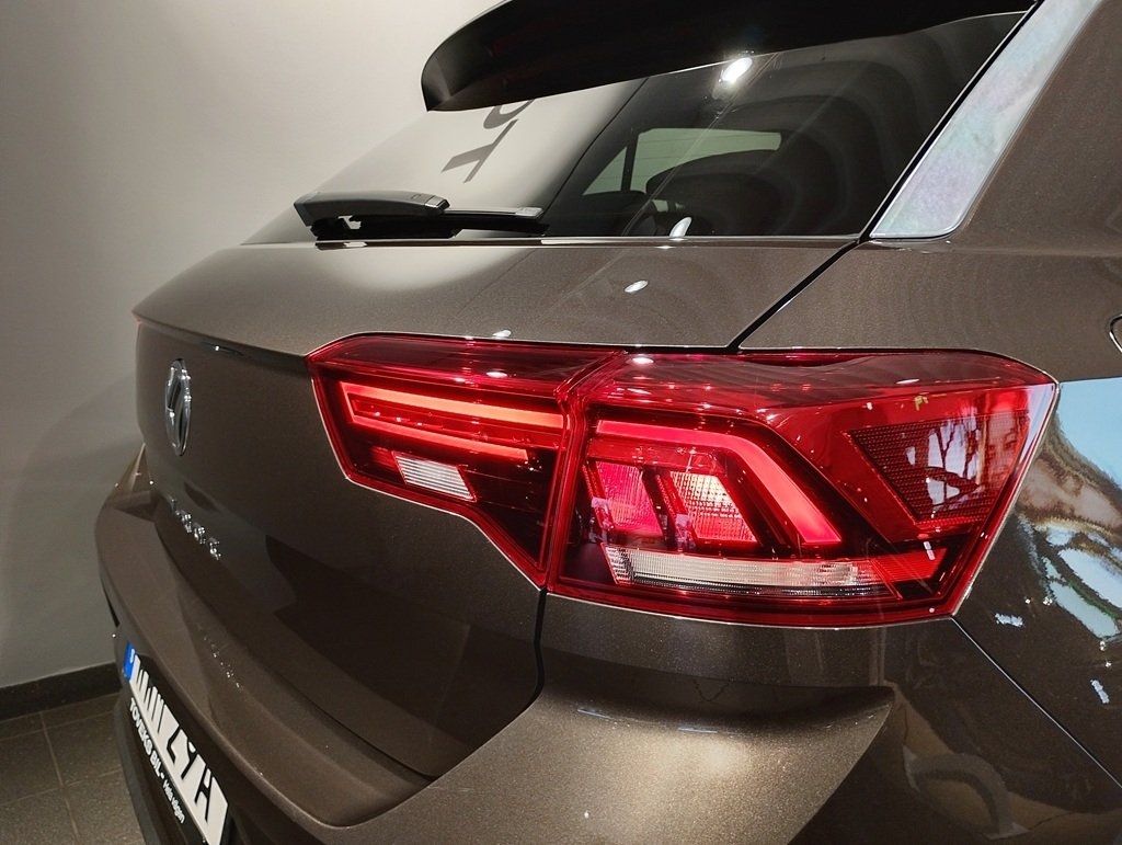 Volkswagen T-Roc 1.0 TSI 2019, bild 6/10
