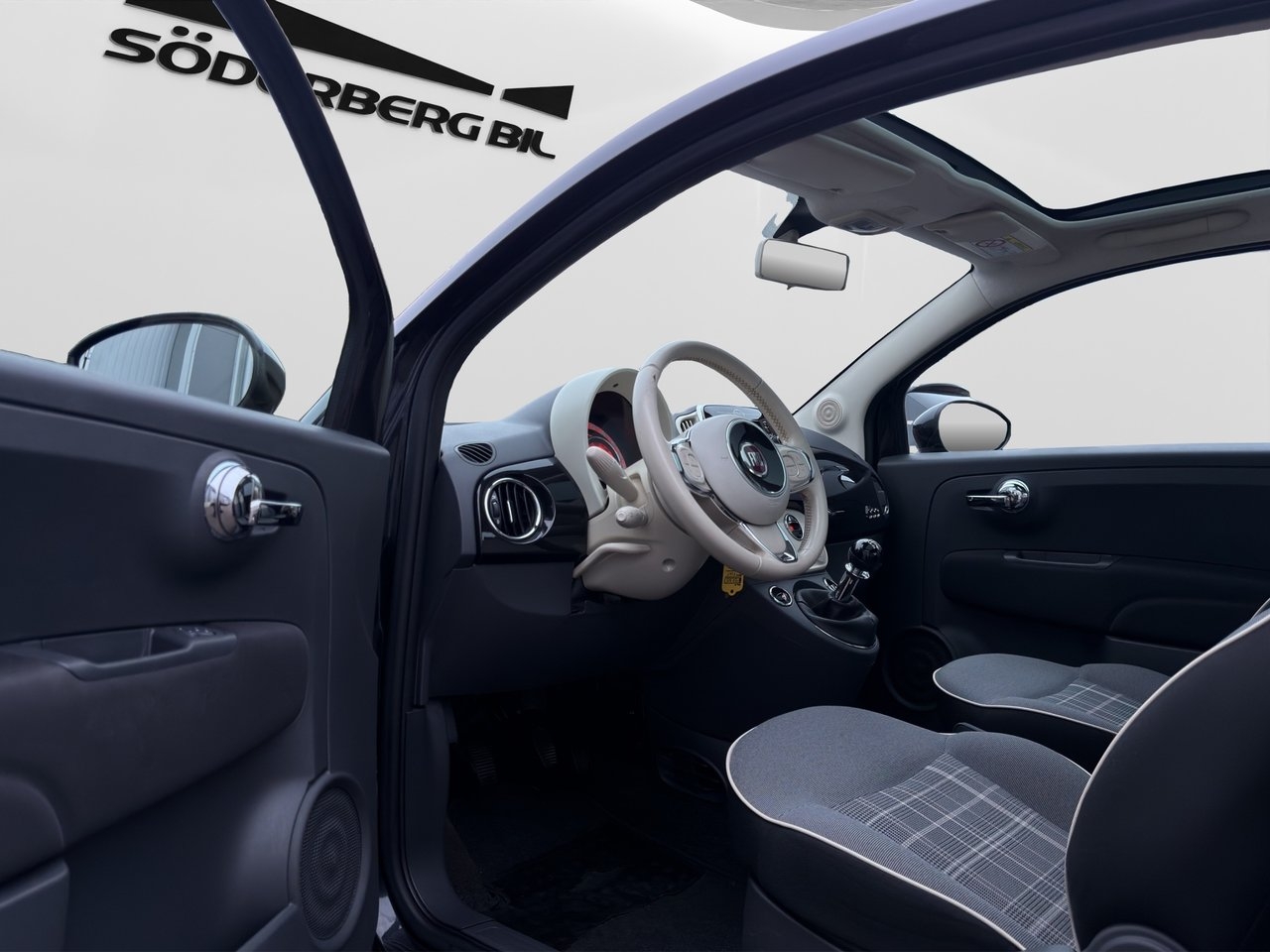 Fiat 500 1.2 8V Lounge 2017, bild 6/10