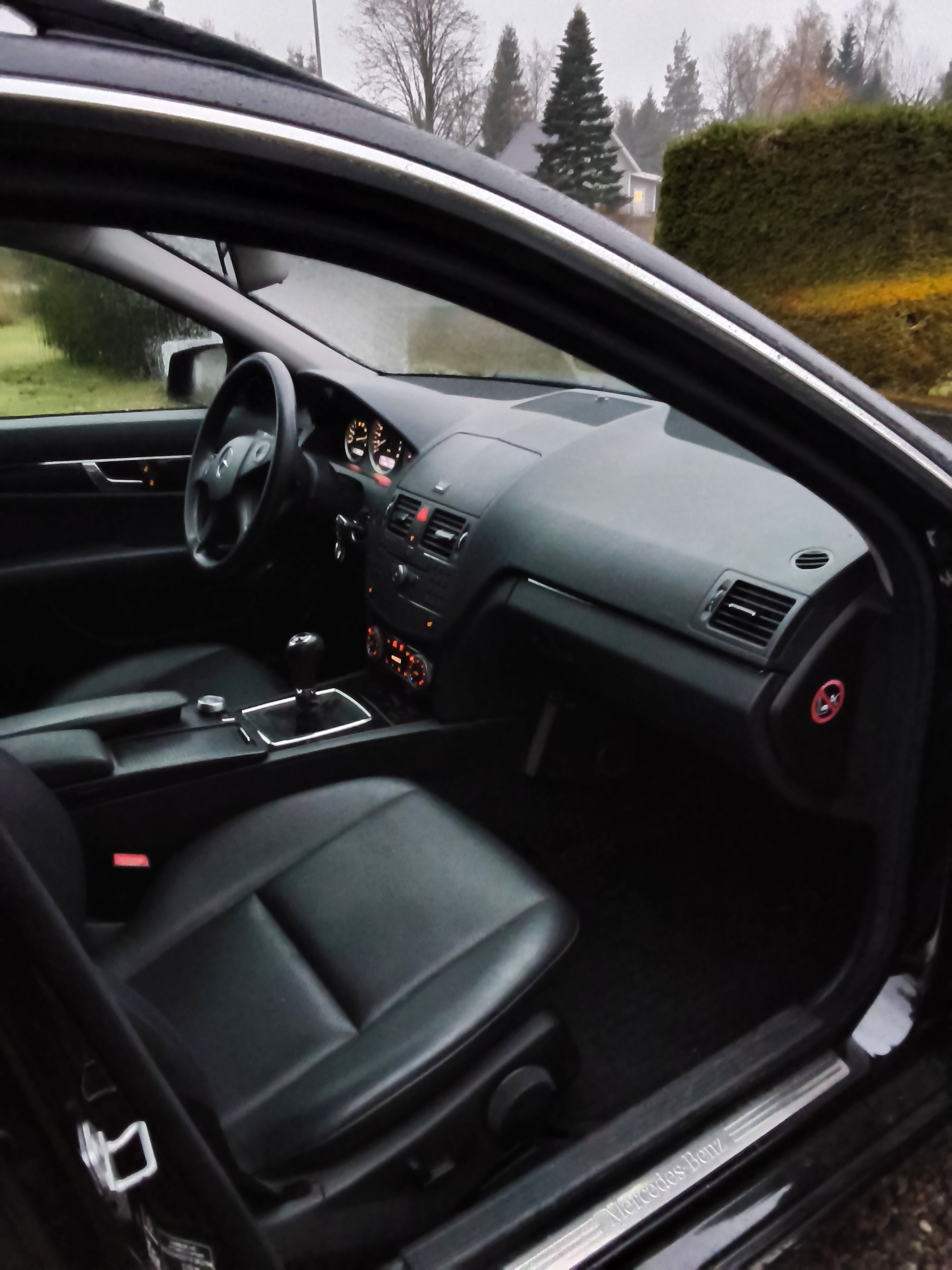Mercedes-Benz C 200 CDI 2010, bild 7/8