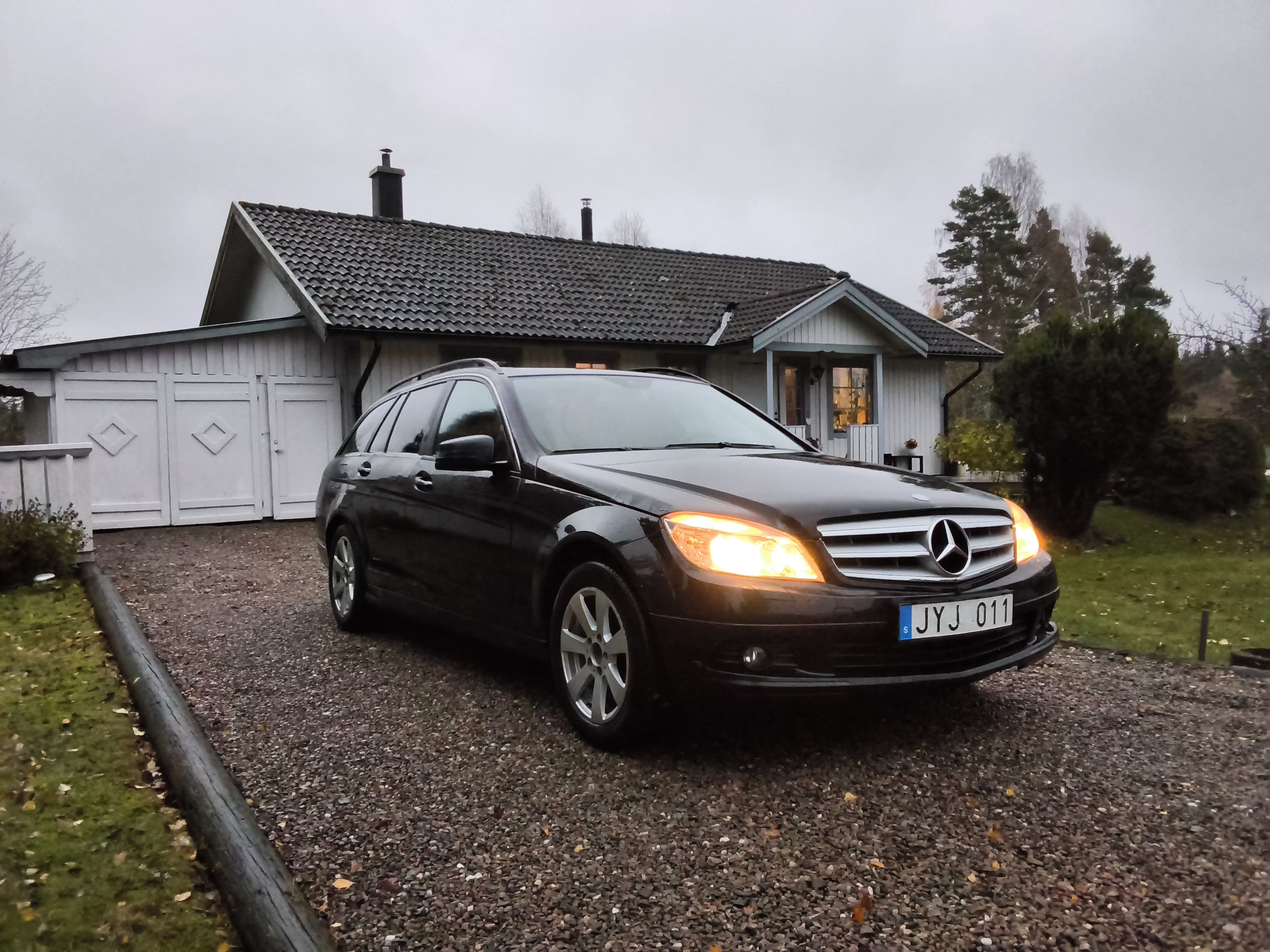 Mercedes-Benz C 200 CDI 2010, bild 2/8