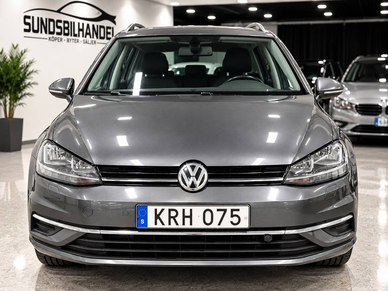 Volkswagen Golf 2.0 TDI 2017, bild 2/10