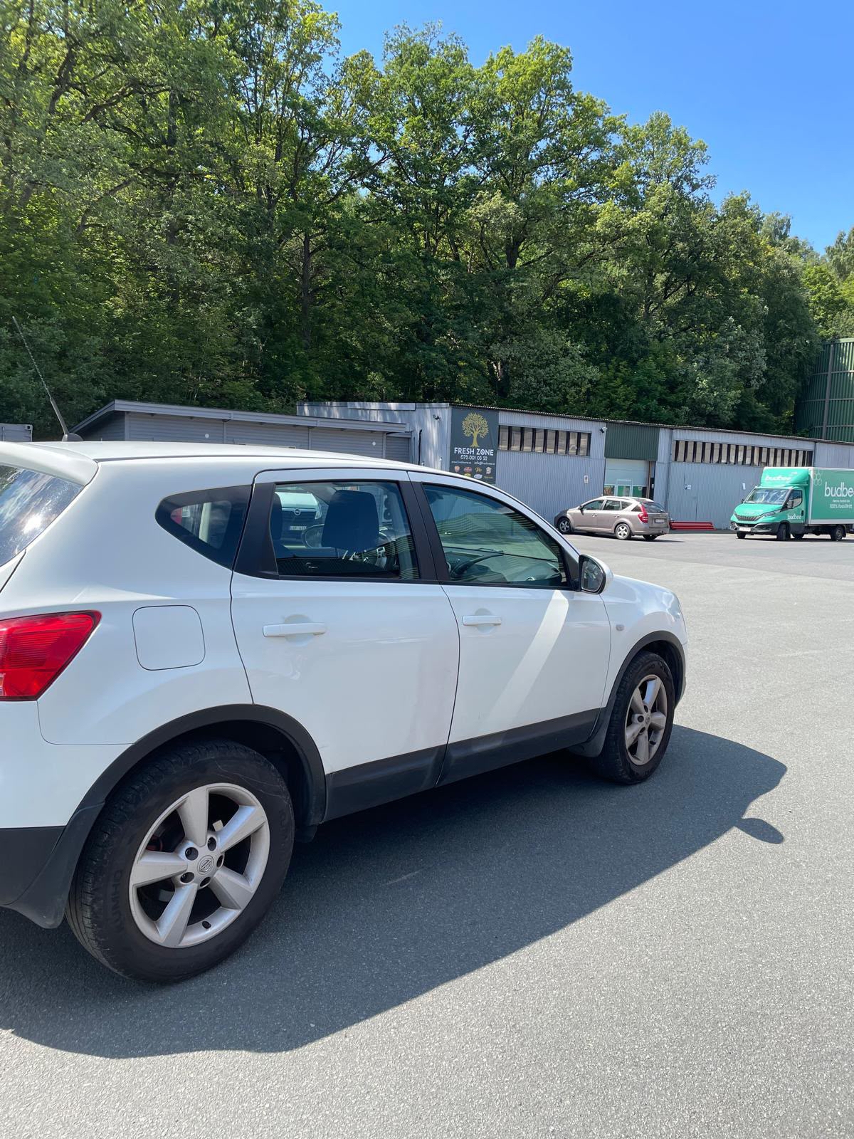 Nissan Qashqai 2.0 2010, bild 4/9