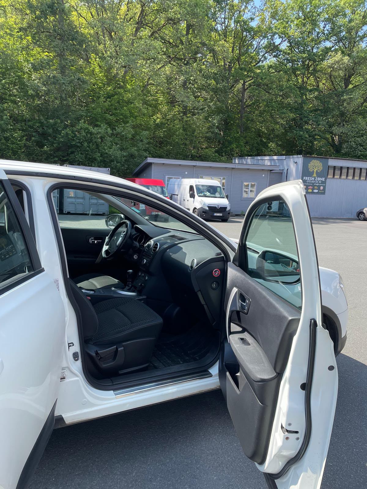 Nissan Qashqai 2.0 2010, bild 7/9
