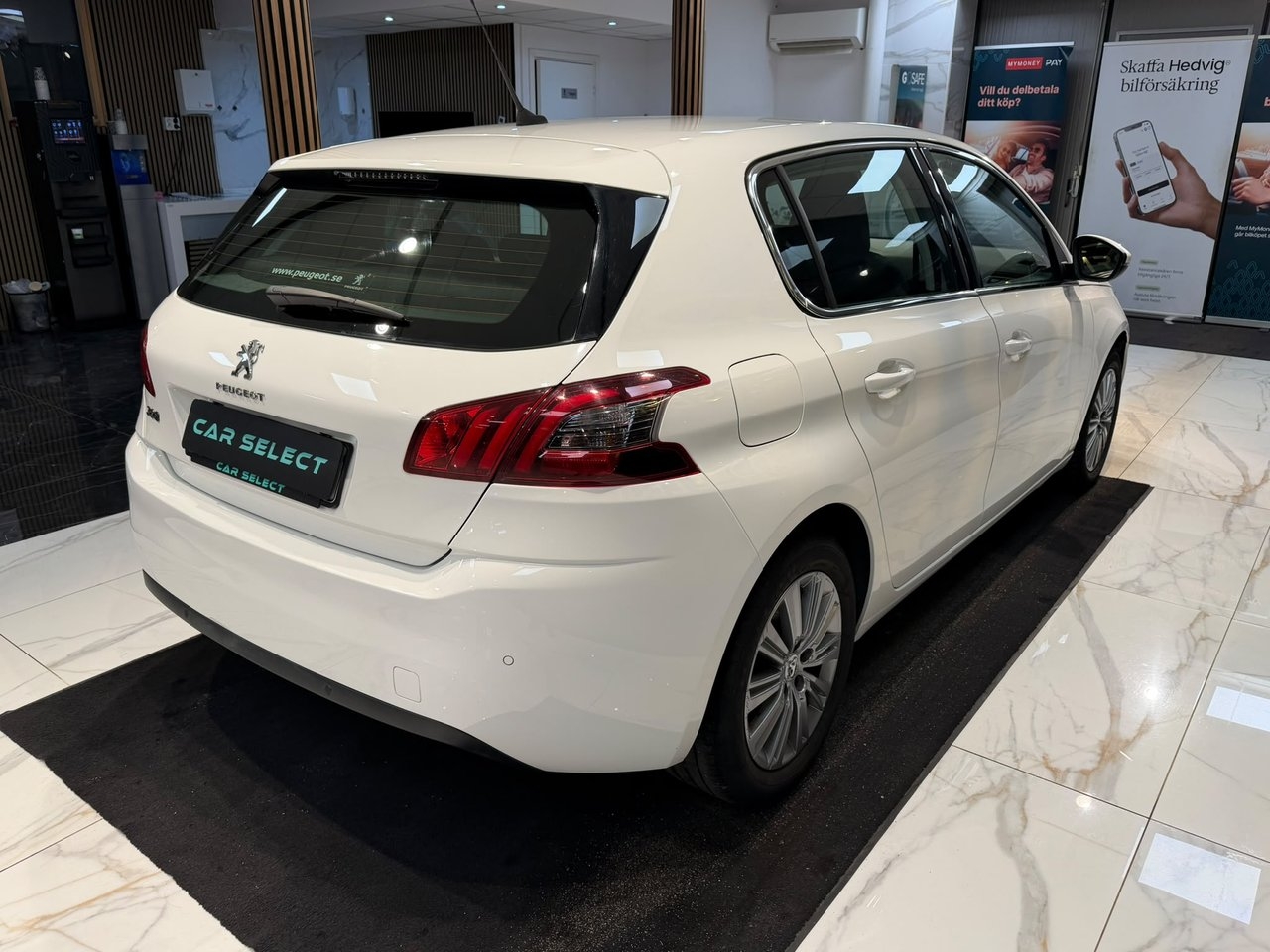 Peugeot 308 1.2 PureTech 130 Allure 2019, bild 6/10