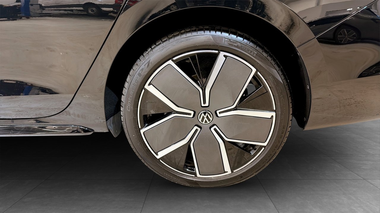 Volkswagen Passat R-Line 2026, bild 6/10