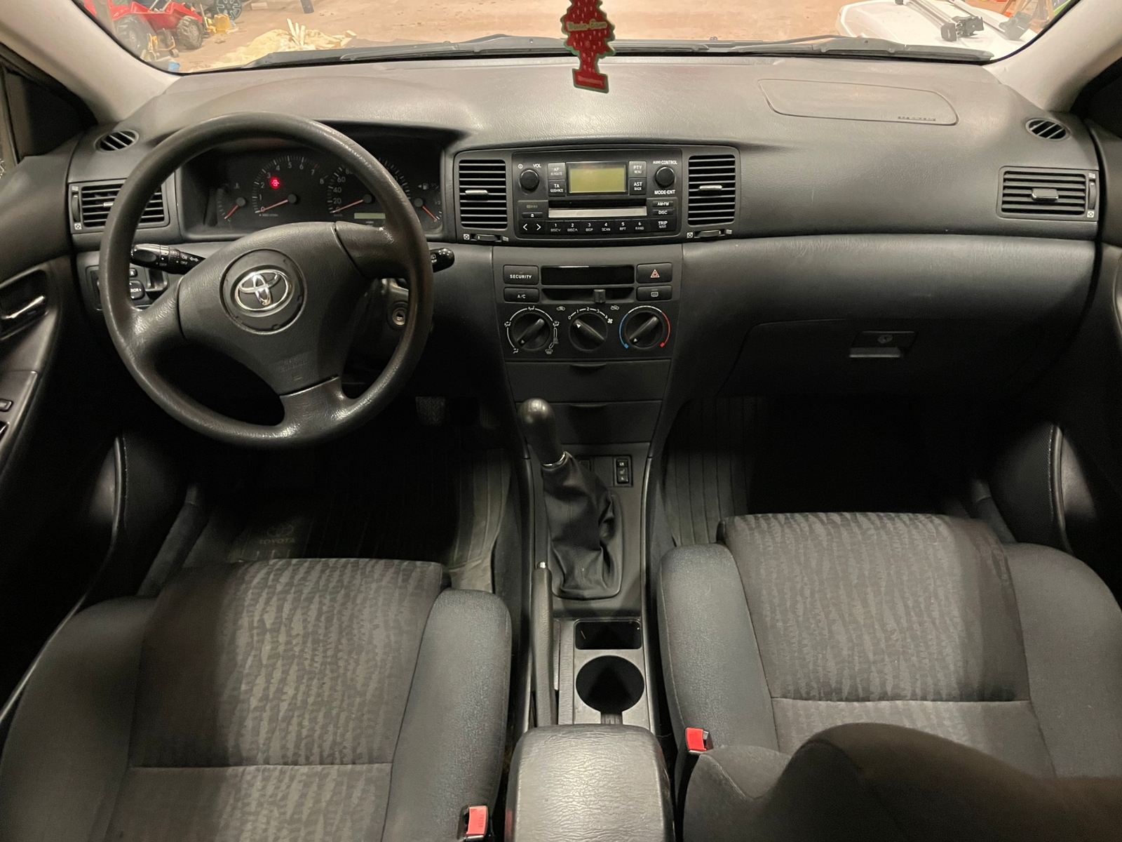 Toyota Corolla 1.6 2004, photo 4/8