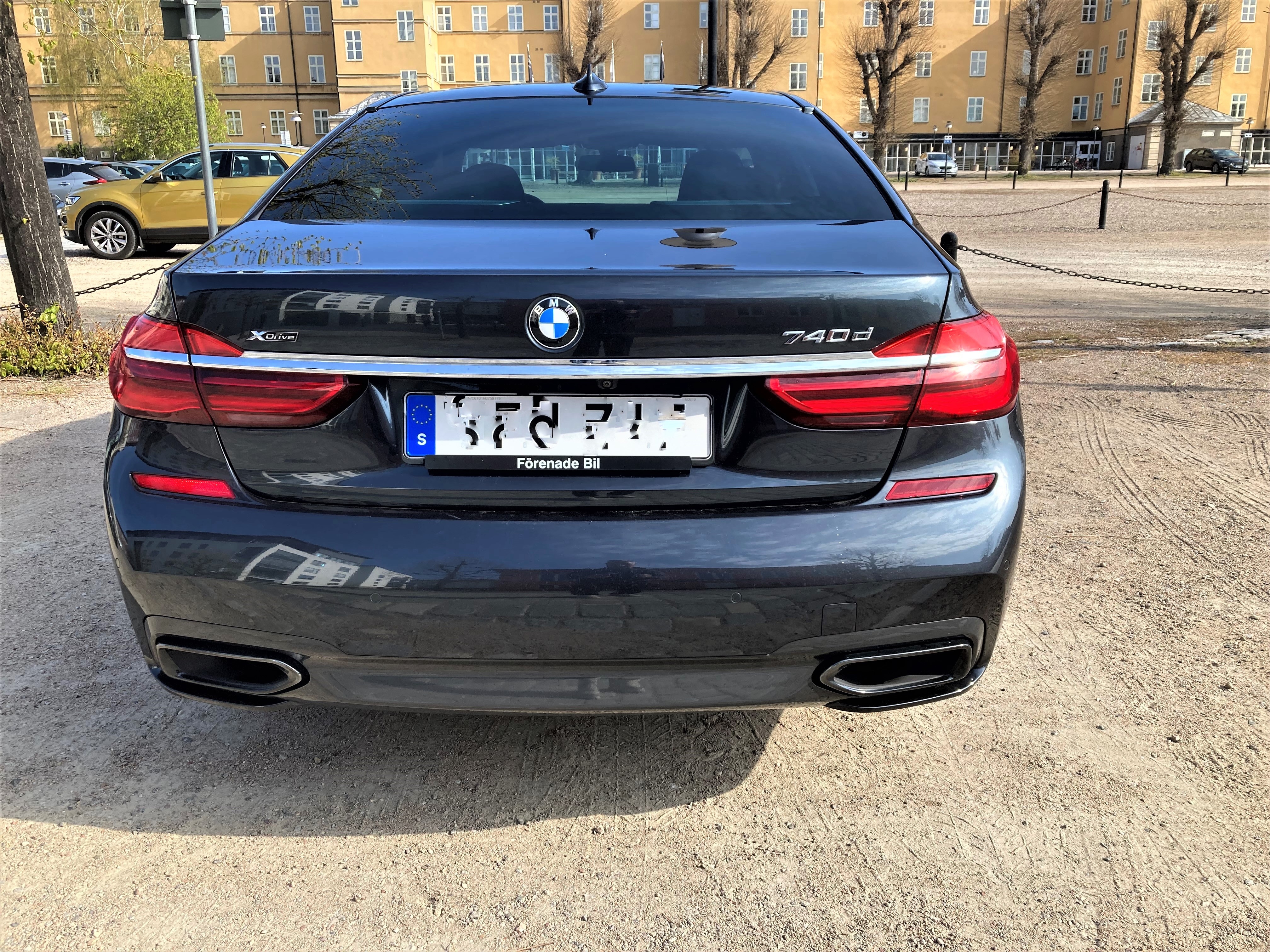 BMW 740 2017, bild 3/3