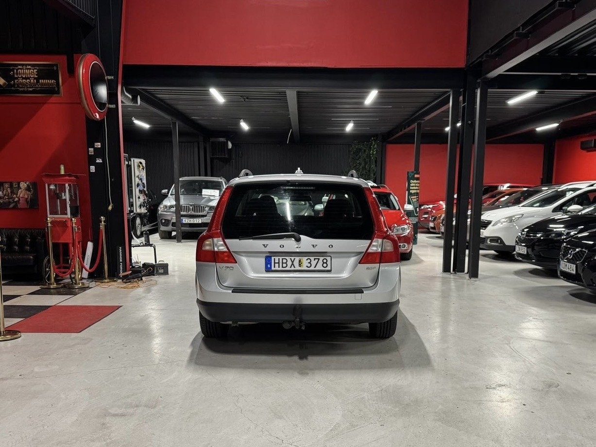 Volvo V70 2.0 2009, photo 4/10