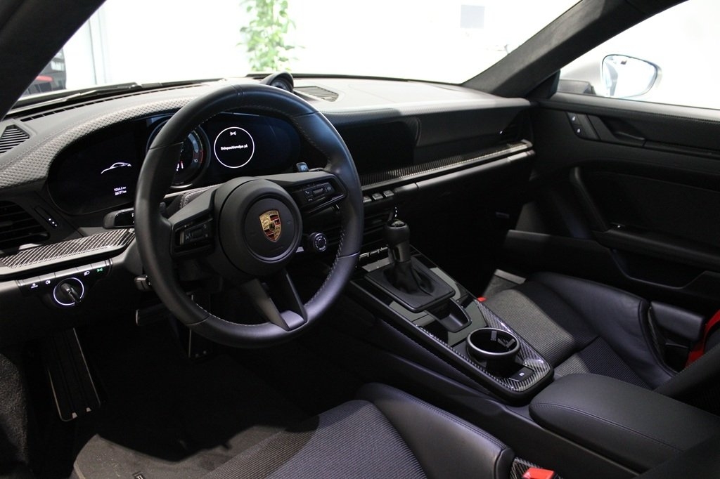 Porsche 911 GT3 Touring 2023, photo 10/10